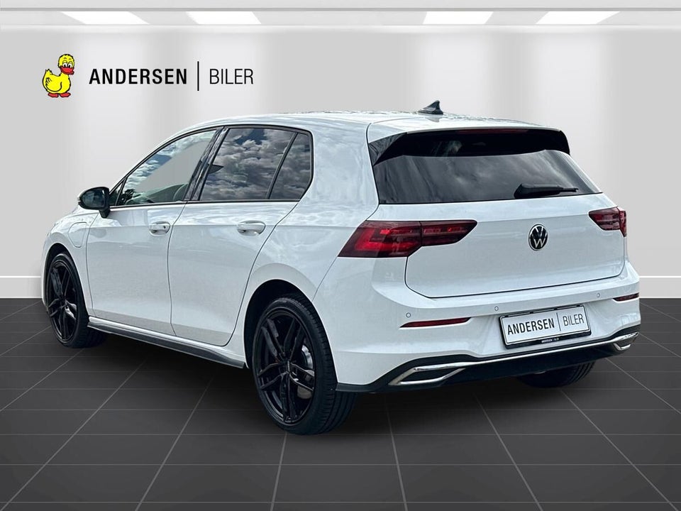 VW Golf VIII 1,4 GTE DSG 5d