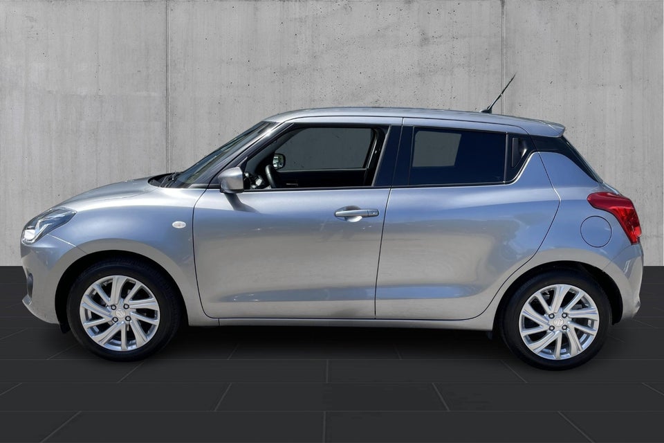 Suzuki Swift 1,2 Dualjet mHybrid Action 5d