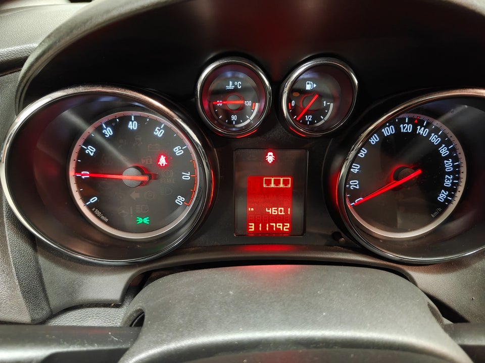 Opel Astra 1,6 Enjoy 5d