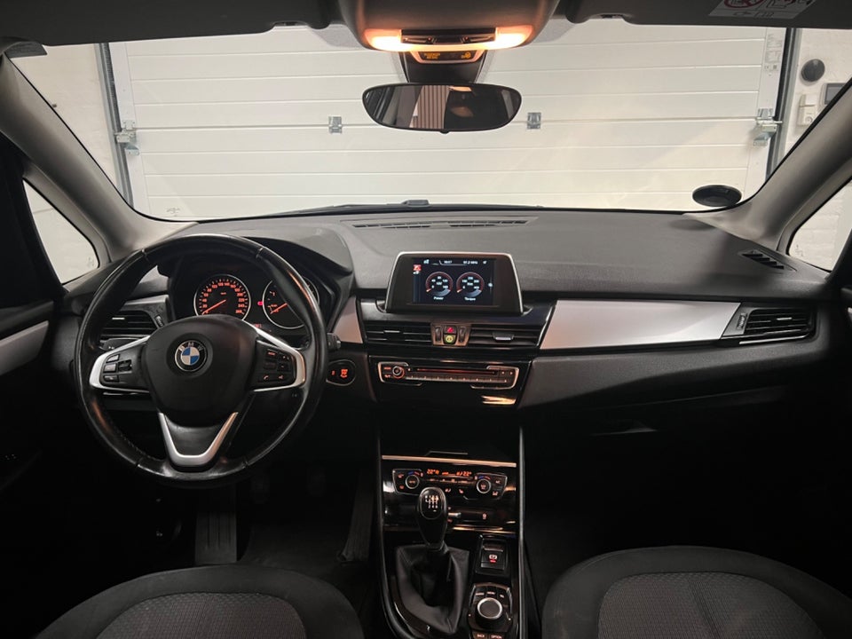 BMW 218d 2,0 Active Tourer 5d