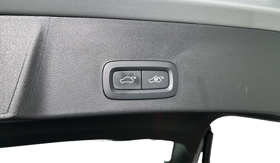 Volvo XC40 P6 ReCharge Plus 5d