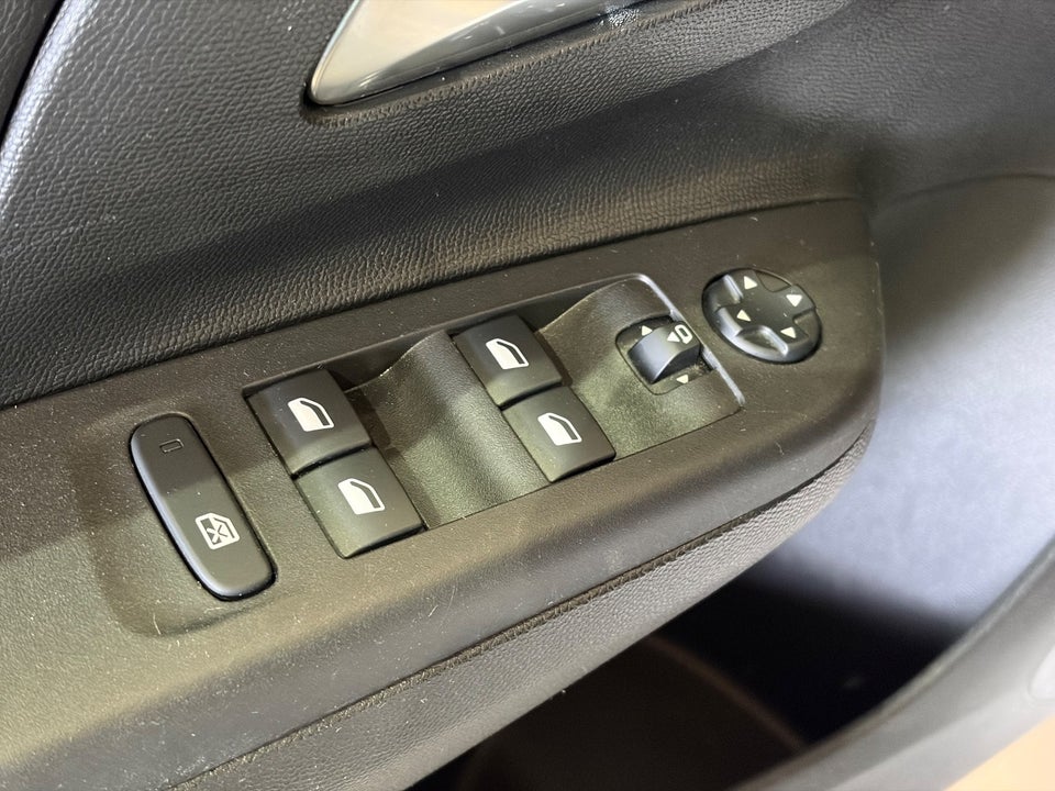 Opel Corsa 1,2 Sport 5d