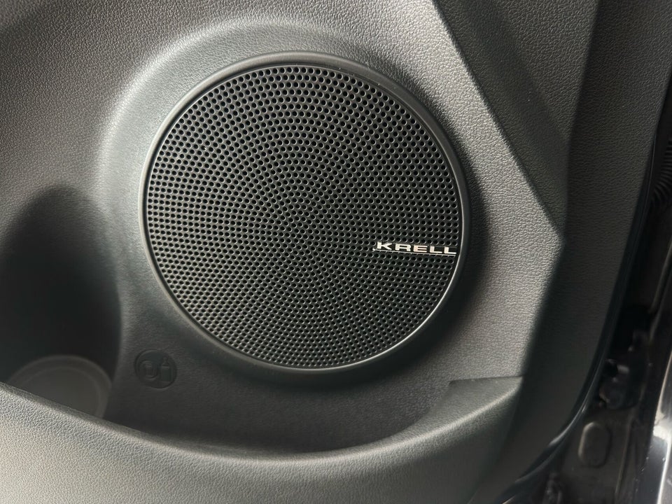 Hyundai Kona 64 EV Ultimate 5d