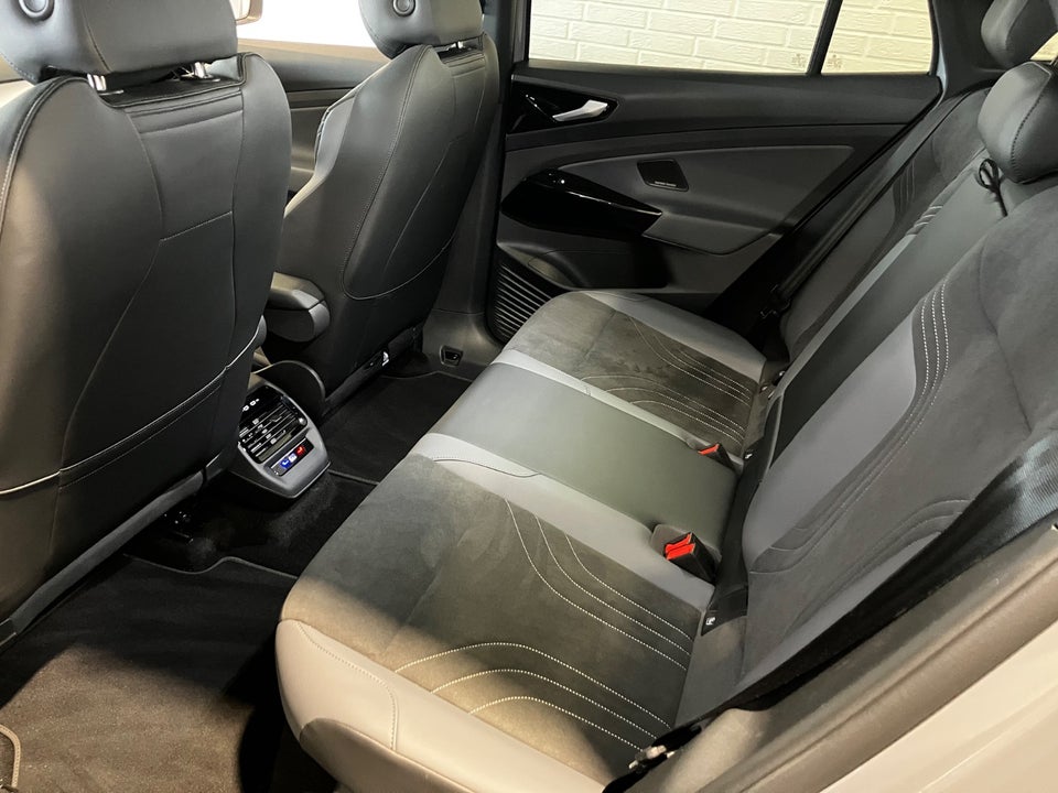 VW ID.5 77 Style+ 5d