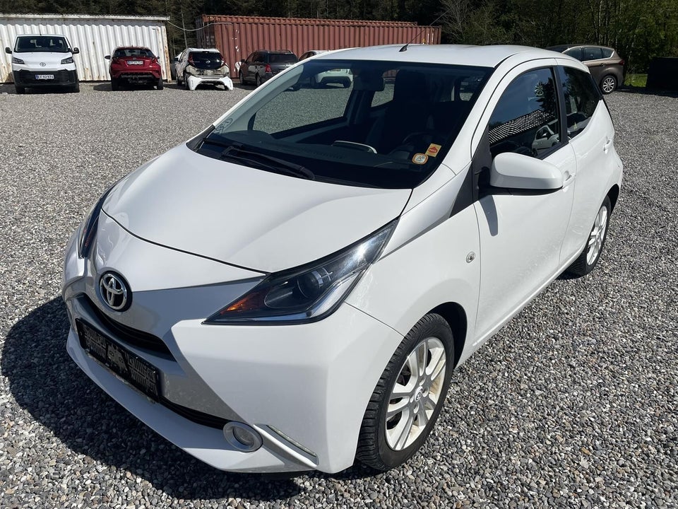 Toyota Aygo 1,0 VVT-i x-pure 5d