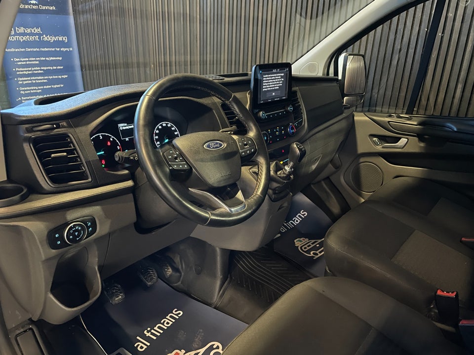 Ford Transit Custom 300 L2 2,0 TDCi 130 Trend