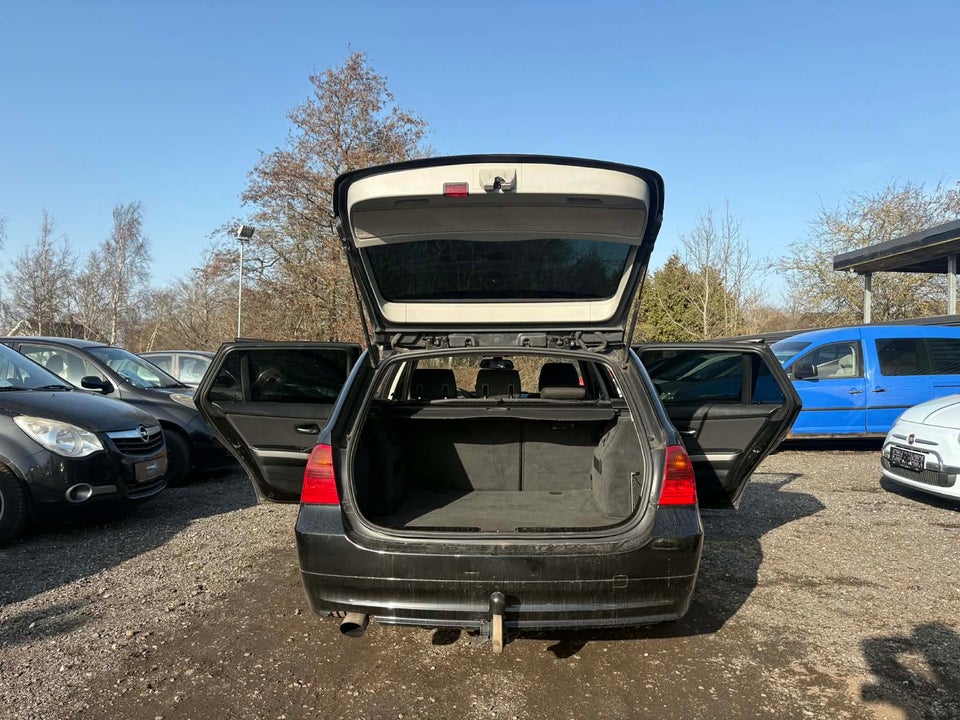 BMW 320d 2,0 Touring 5d