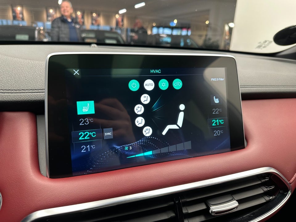 MG EHS 1,5 PHEV Luxury 5d