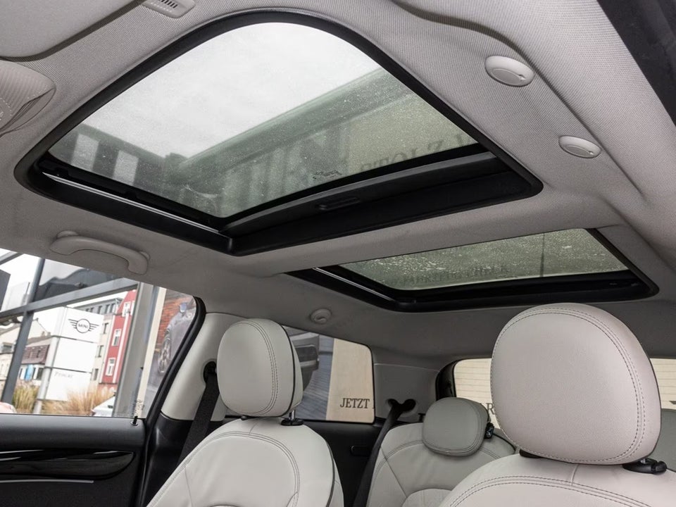 MINI Cooper SE Maximise 3d