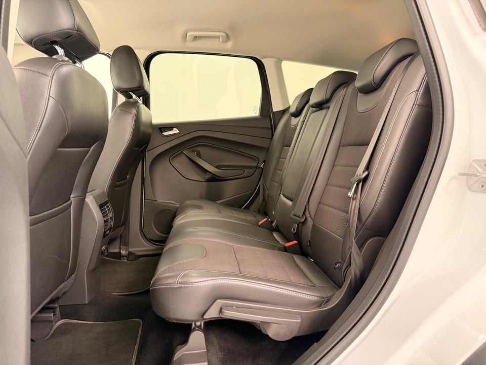 Ford Kuga 2,0 TDCi 140 Titanium 5d
