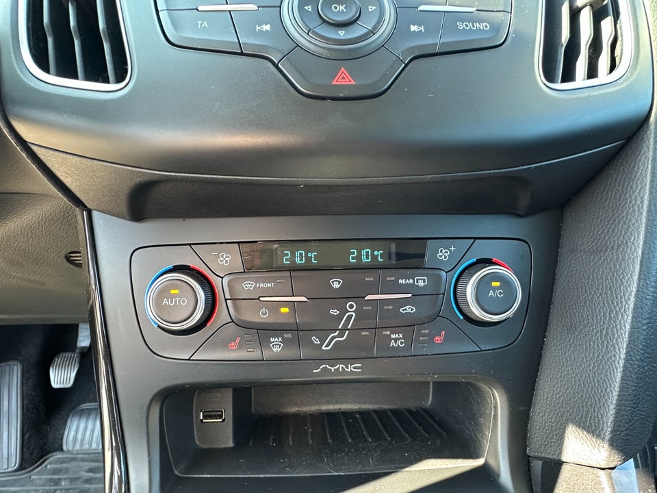 Ford Focus 1,0 SCTi 125 Titanium 5d