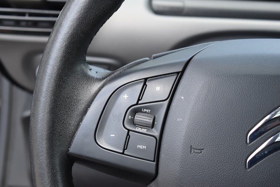 Citroën C4 Cactus 1,2 PureTech 110 SkyLine 5d