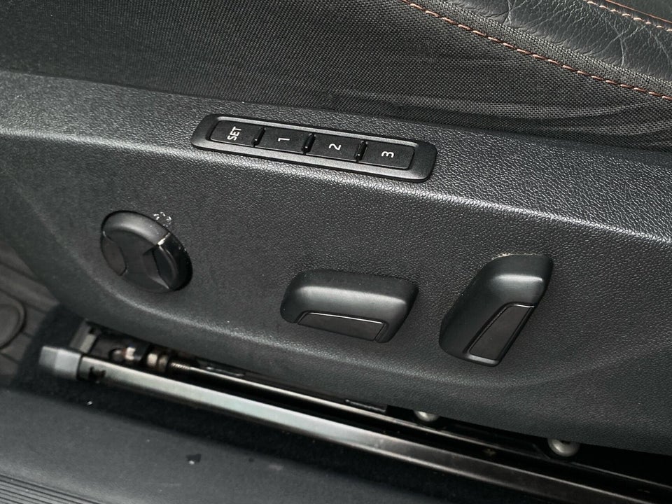 Skoda Enyaq 80 iV Suite 5d