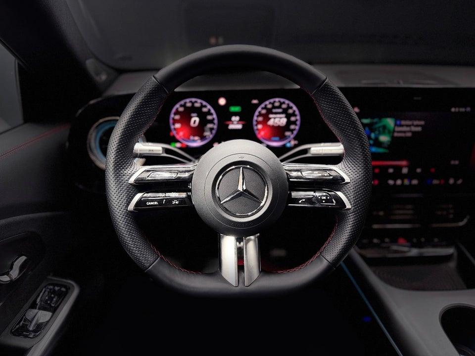 Mercedes CLA250+ electric AMG Line 4d