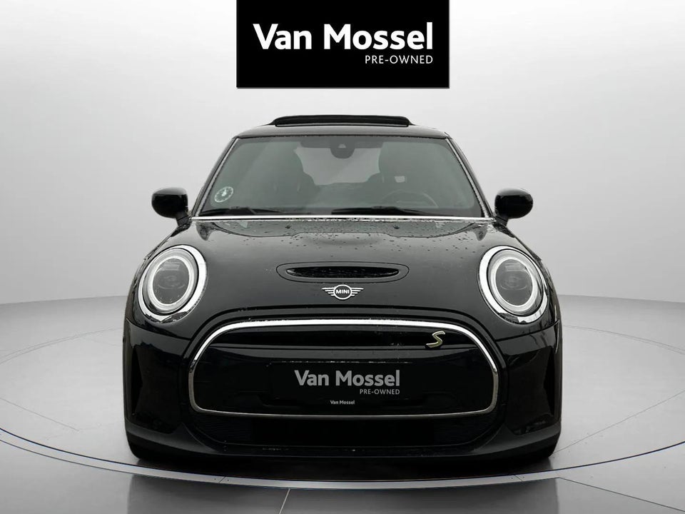 MINI Cooper SE Classic Trim 3d