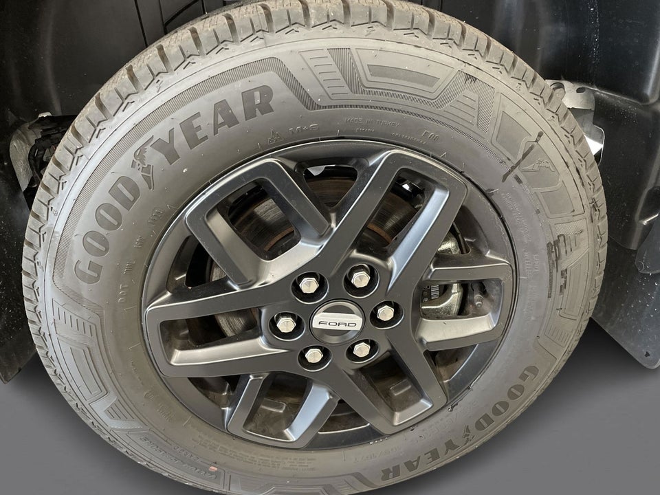 Ford Transit Custom 320L 2,0 EcoBlue Trail