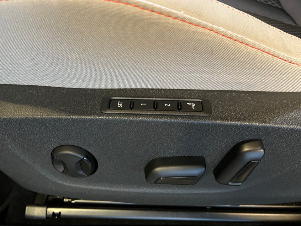 Skoda Elroq 85 iV Lodge Maxx 5d