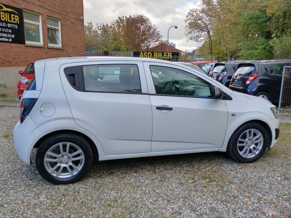 Chevrolet Aveo 1,2 LS ECO 5d