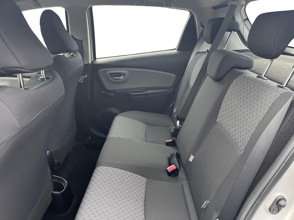 Toyota Yaris 1,0 VVT-i T2 5d