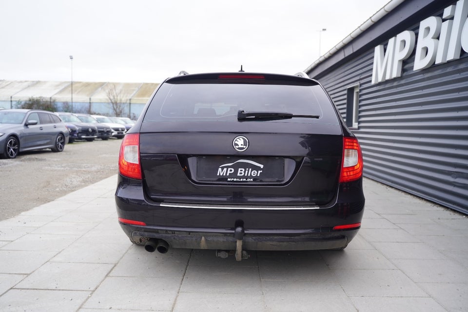 Skoda Superb 1,8 TSi 160 Elegance Combi 5d