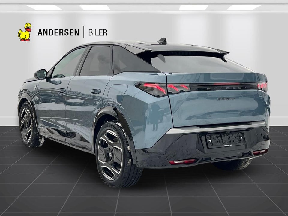 Peugeot e-3008 77 GT Pack 5d