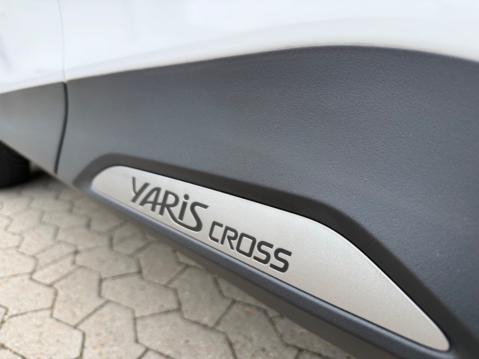 Toyota Yaris Cross 1,5 Hybrid Active e-CVT Van 5d