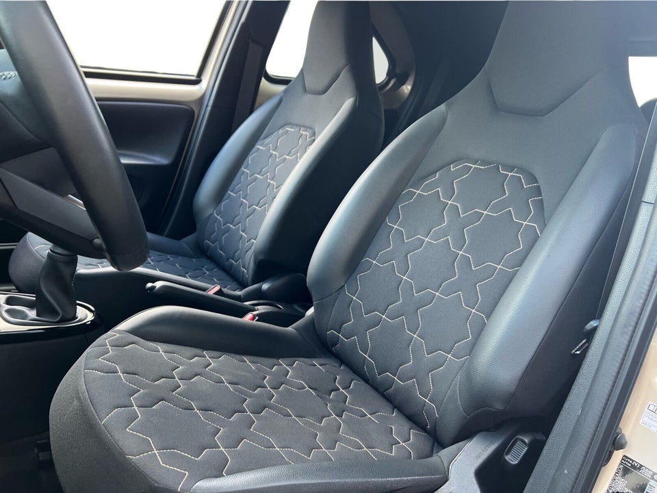Toyota Aygo X 1,0 Envy 5d