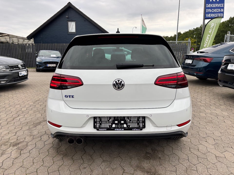VW Golf VII 1,4 GTE DSG 5d