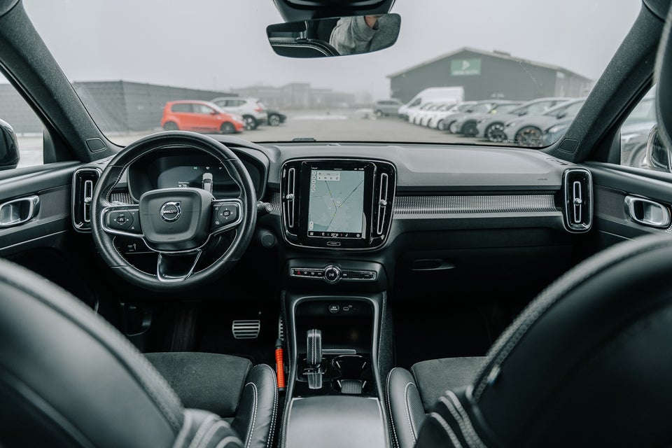 Volvo XC40 P8 ReCharge Twin R-Design 5d