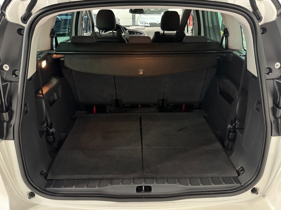 Peugeot 5008 1,6 BlueHDi 120 Allure EAT6 7prs 5d