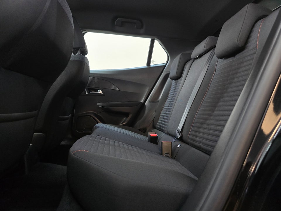 Peugeot 2008 1,2 PureTech 130 Active Pack EAT8 5d