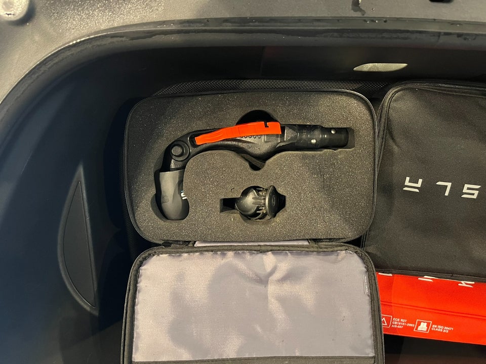 Tesla Model Y RWD 5d