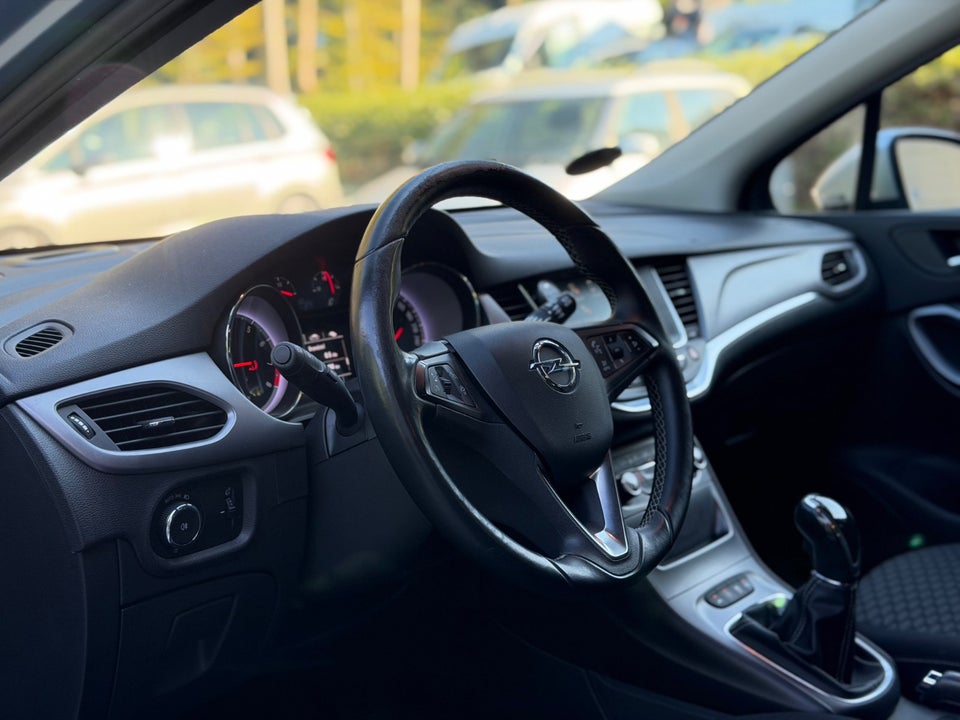 Opel Astra 1,0 T 105 Enjoy 5d