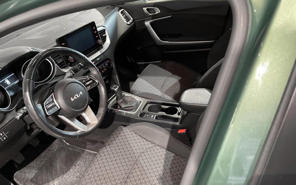 Kia Ceed 1,0 T-GDi Prestige SW 5d