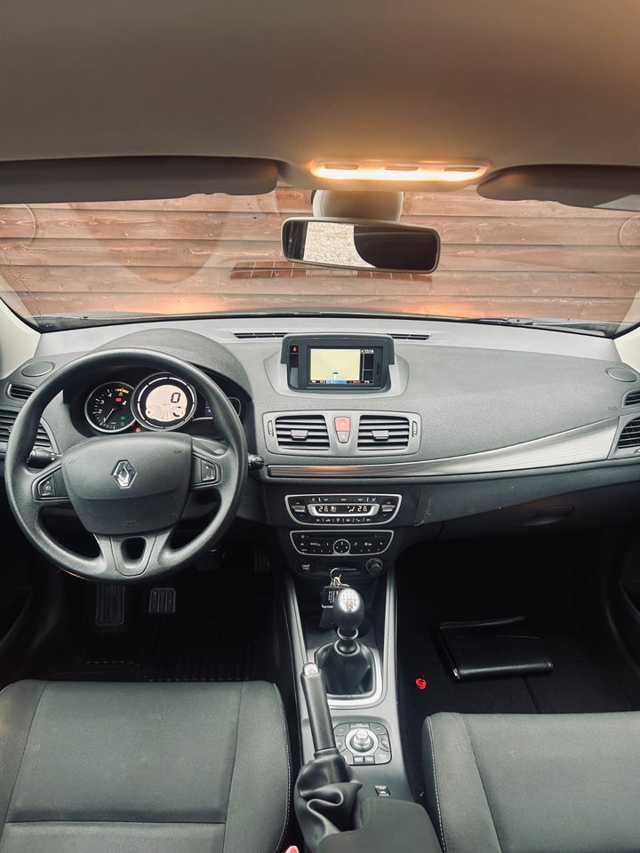 Renault Megane III 1,5 dCi 110 Authentique Sport Tourer 5d