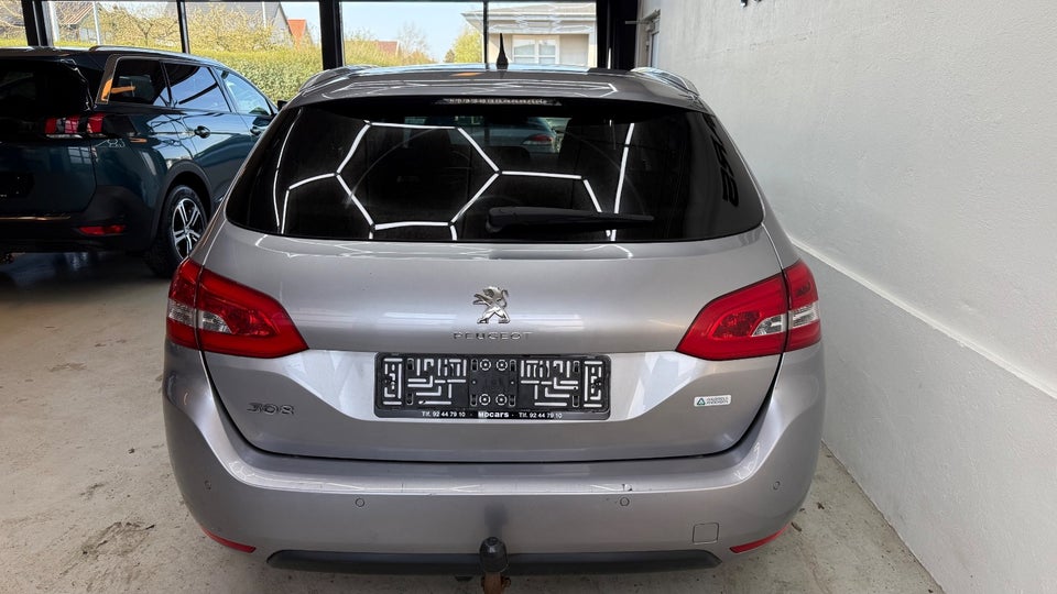 Peugeot 308 1,2 e-THP 110 Chili SW 5d