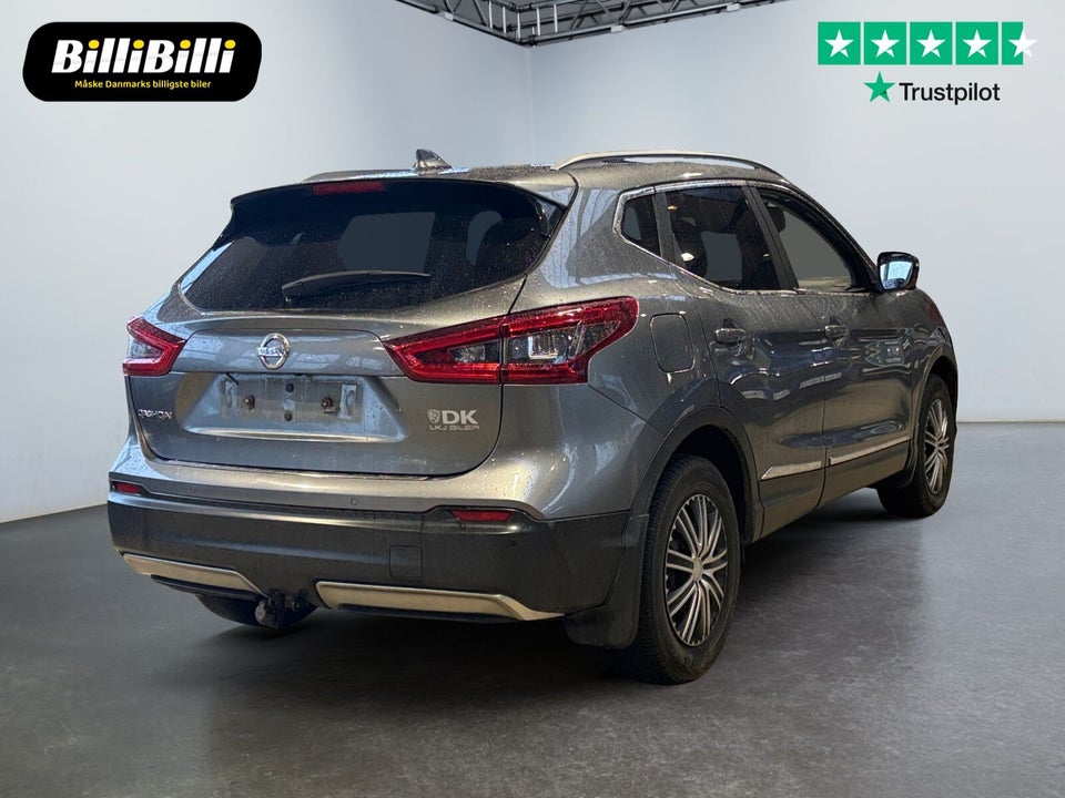 Nissan Qashqai 1,3 Dig-T 140 N-Connecta 5d