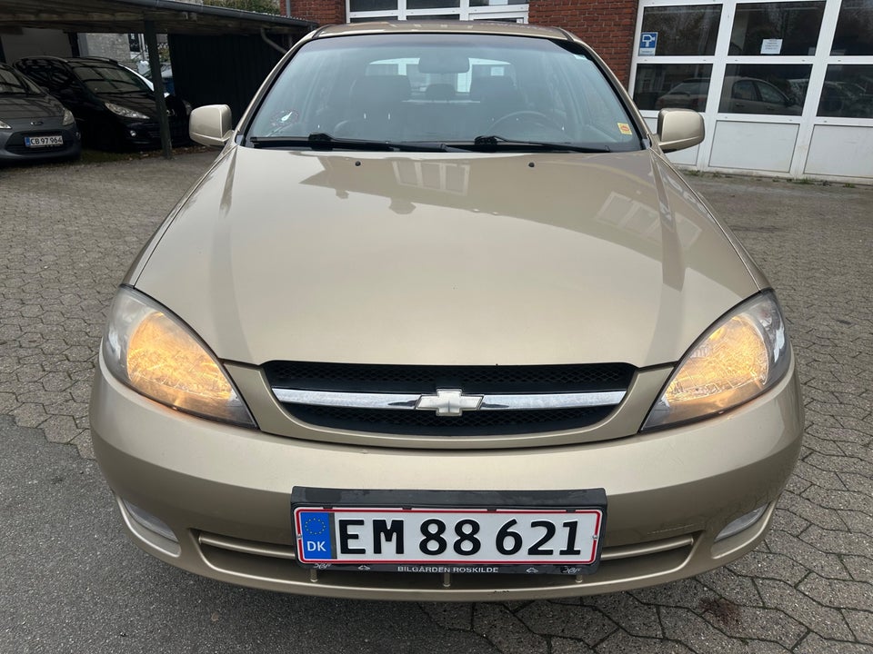 Chevrolet Lacetti 1,6 SX 5d