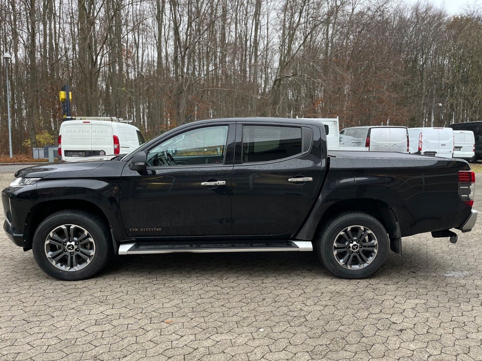 Mitsubishi L200 2,2 DI-D Instyle Db.Kab aut. 4d