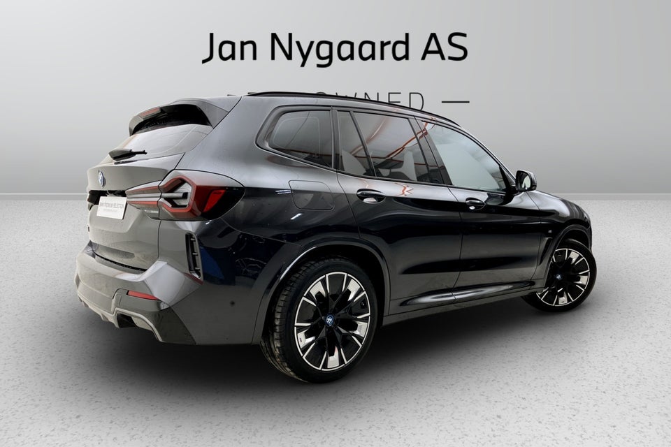 BMW iX3 Charged Plus M-Sport 5d