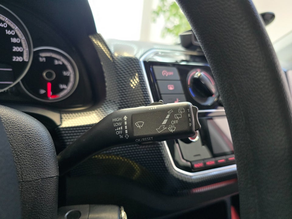 VW Up! 1,0 MPi 60 Move Up! ASG BMT 5d