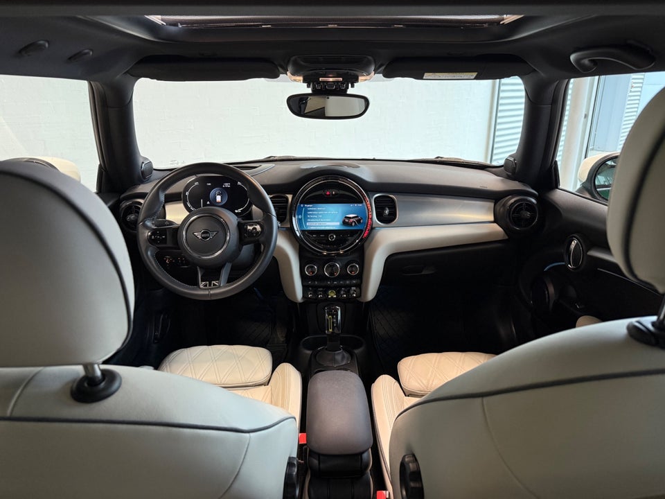 MINI Cooper SE Yours Trim 3d