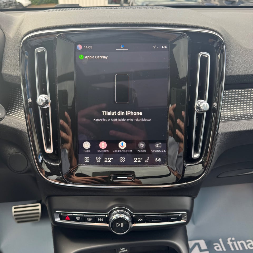 Volvo XC40 P8 ReCharge Twin Pro 5d