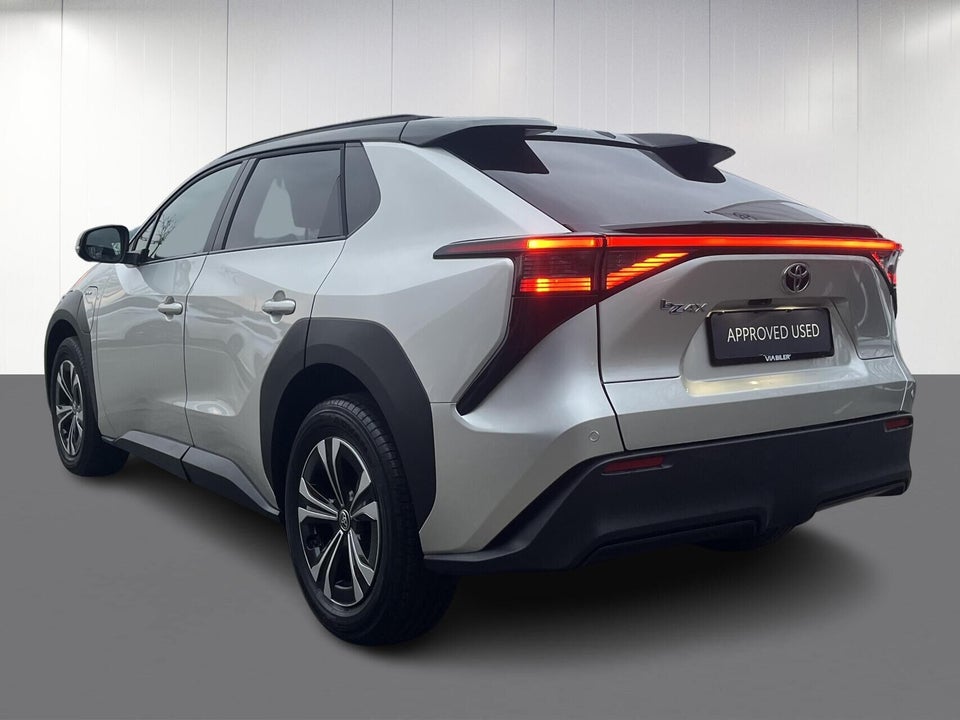 Toyota bZ4X Prestige 5d