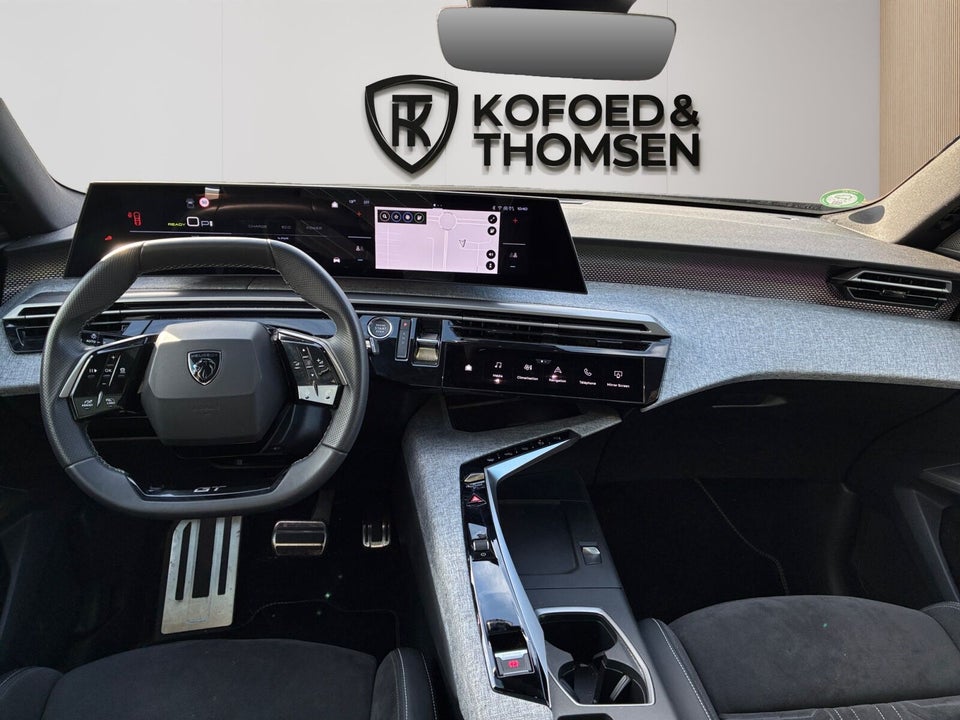 Peugeot e-3008 77 GT Pack 5d