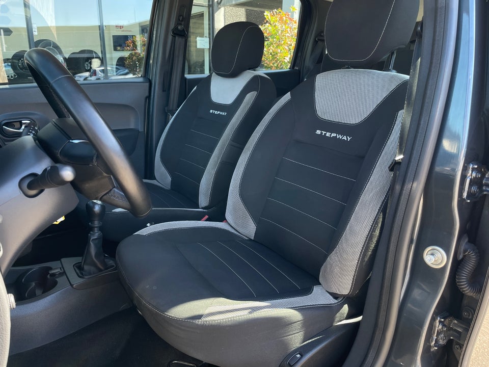 Dacia Lodgy Stepway 1,5 dCi 95 7prs 5d