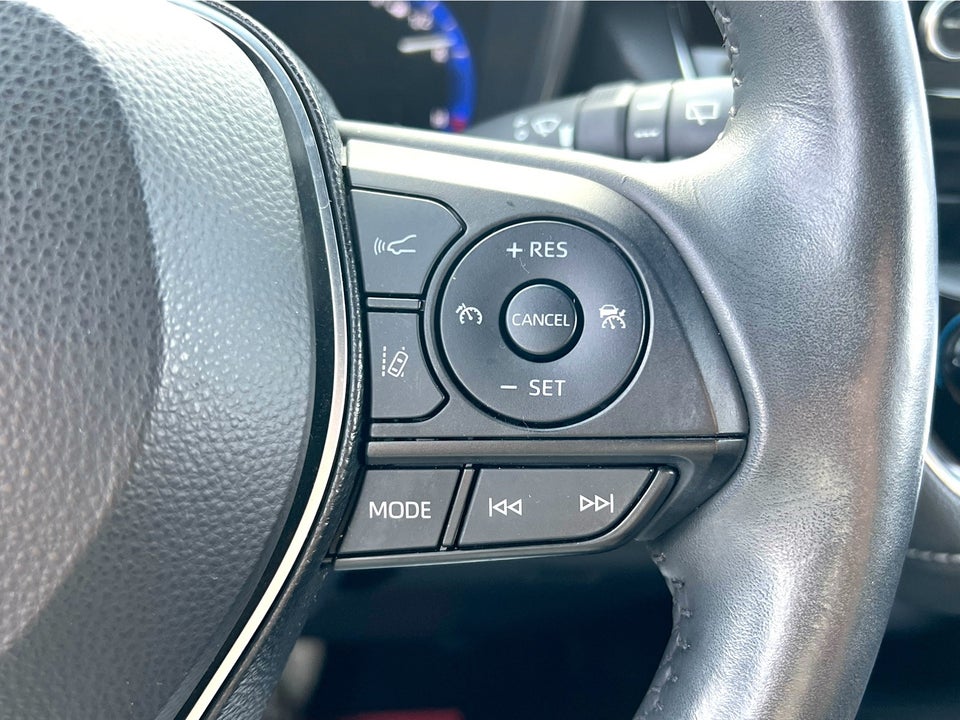 Toyota Corolla 1,8 Hybrid H3 Smart MDS 5d