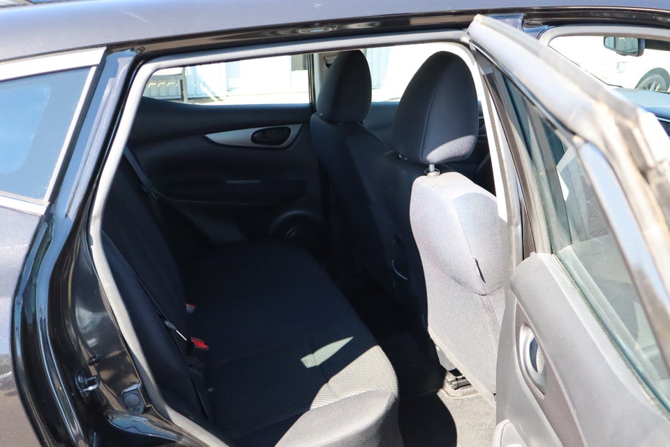 Nissan Qashqai 1,2 Dig-T 115 Tekna 5d