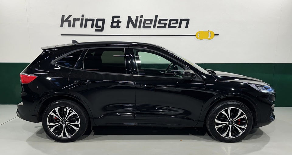 Ford Kuga 2,5 PHEV ST-Line X CVT 5d