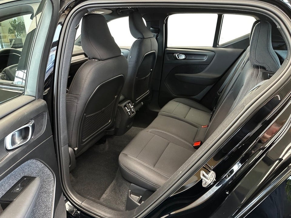 Volvo XC40 P6 ReCharge Core 5d